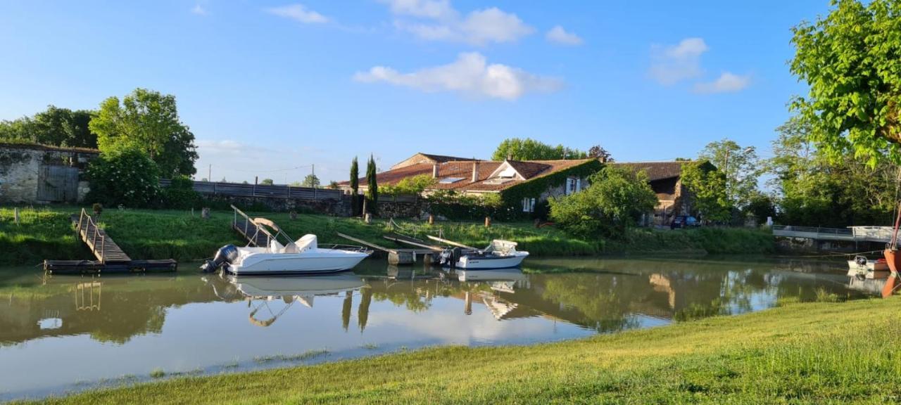 Domaine Des Pres De Joussac - Protocole Sanitaire Strict Vila Jau-Dignac-et-Loirac Exterior foto
