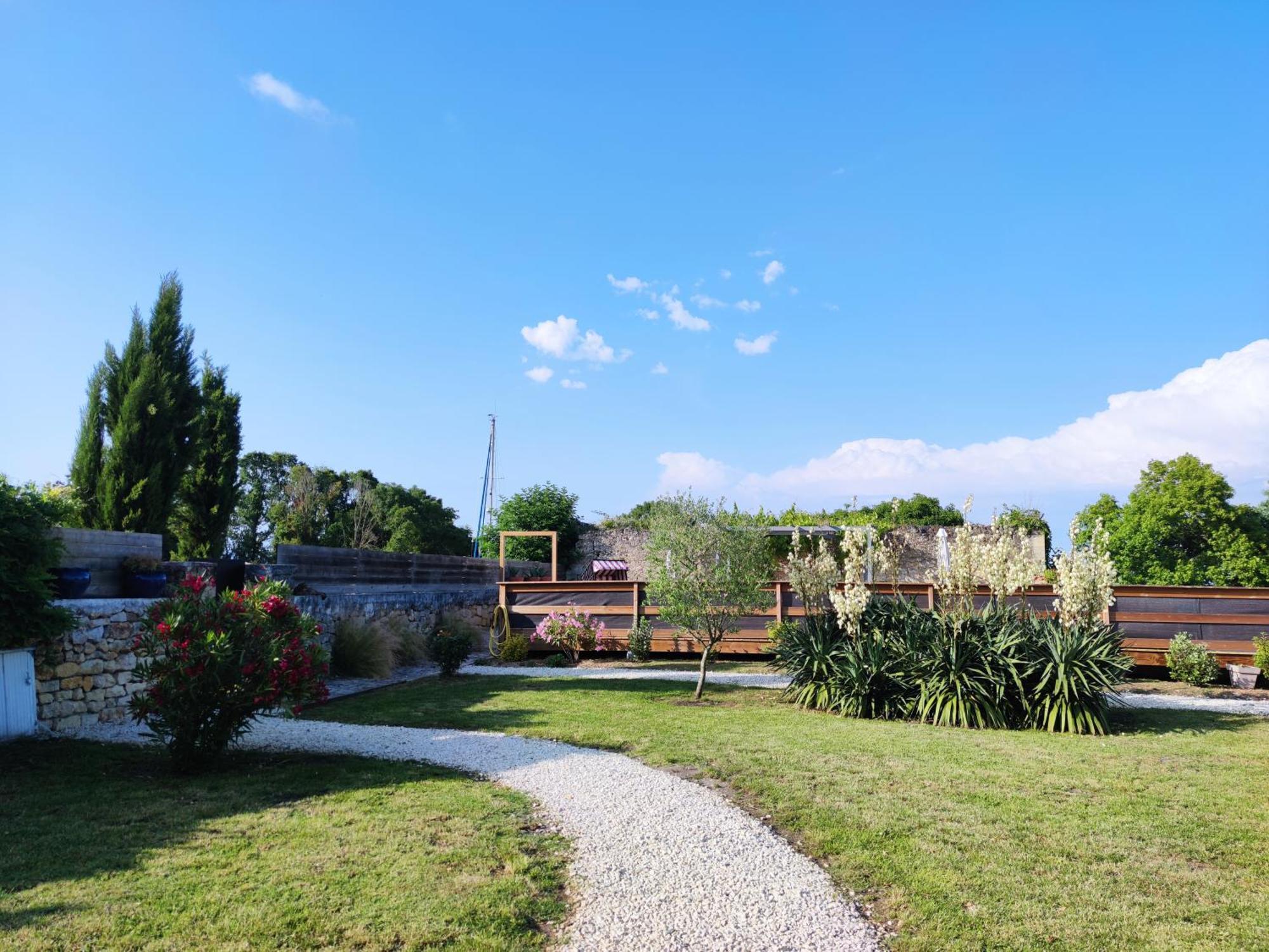Domaine Des Pres De Joussac - Protocole Sanitaire Strict Vila Jau-Dignac-et-Loirac Exterior foto